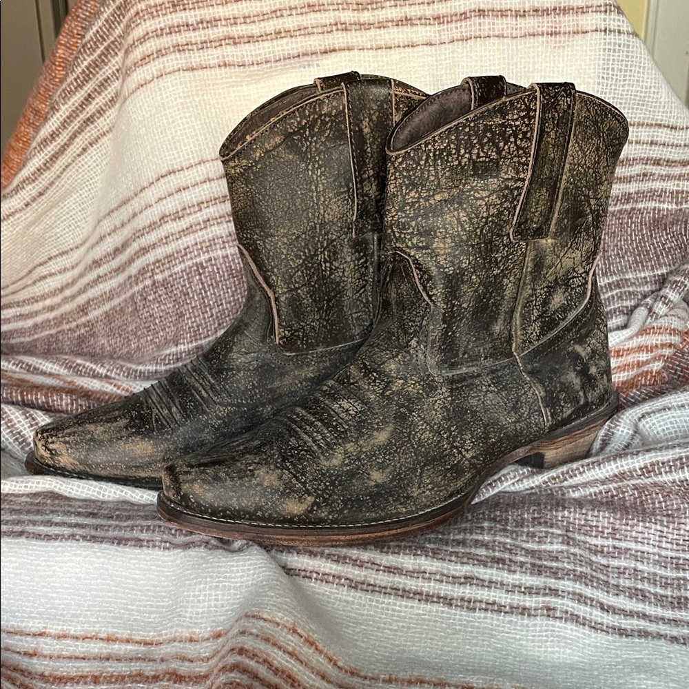 Roper Black and Brown Ankle Boots